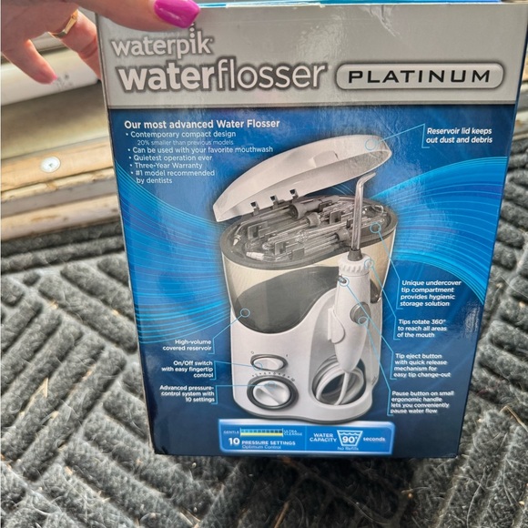 Waterpik Water Flosser Platinum w Xtras - Picture 8 of 8